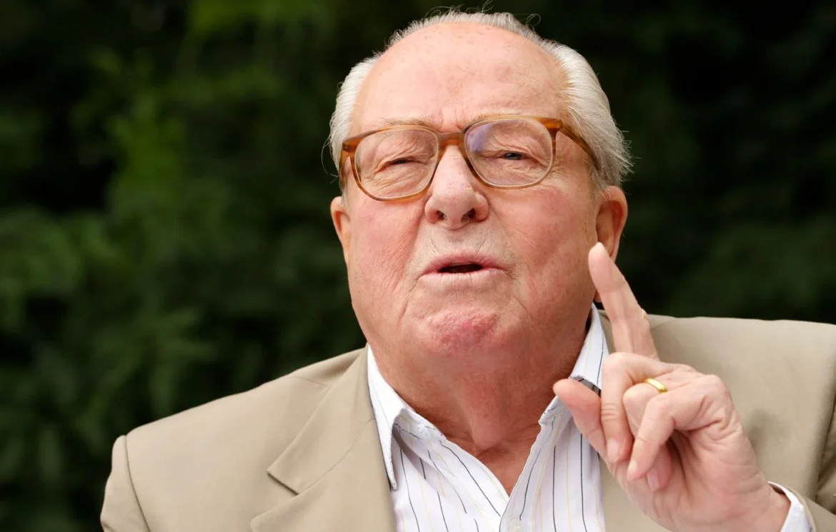 1444x920_aix-noulette-le-12-juin-2011-l-ancien-pr-sident-du-front-national-fn-jean-marie-le-pen-assiste-la-f-te-du-front-du-bassin-minier